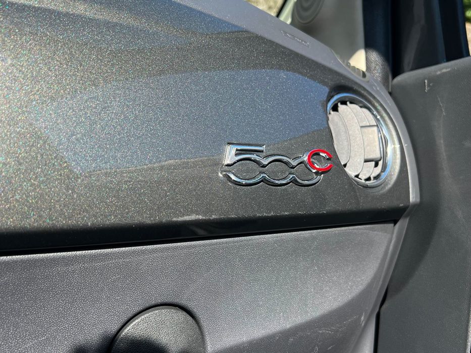 Fiat 500C 1.2 Lounge Cabrio (2016) – O Charme Italiano a Céu Aberto!
