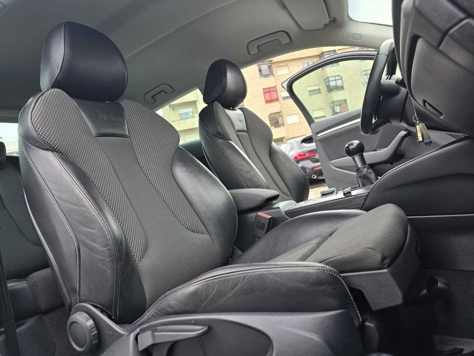 Audi A3 8V S Line Plus 2.0Tdi 150Cv "Look RS3"