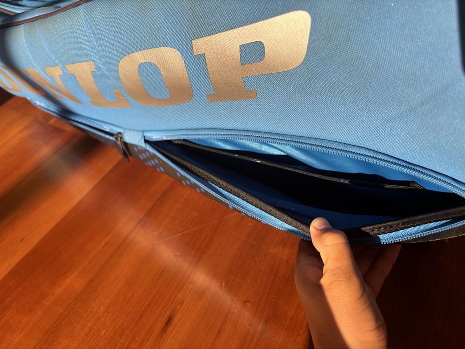 Dunlop FX Performance 8 Racket Bag.