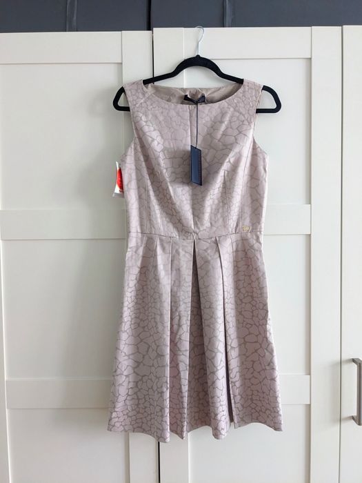 Trussardi piękna sukienka wizytowa M