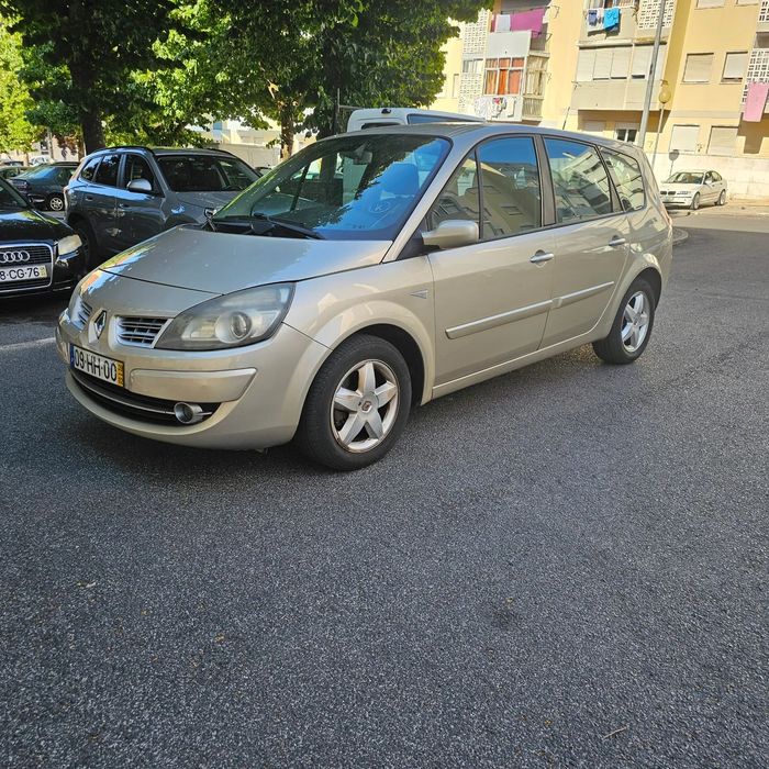 Renault Grand Scénic 1.5 dCi Luxe 7L foto 5