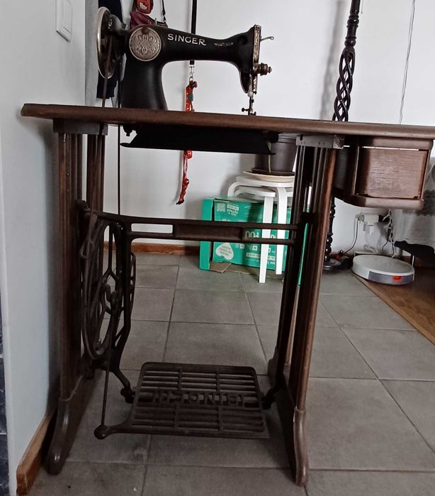 Máquina de costura Singer