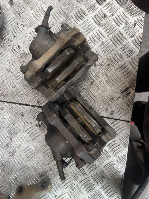 Суппорт передний Чери элара chery elara