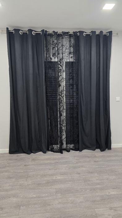 Varão extensível e cortinados