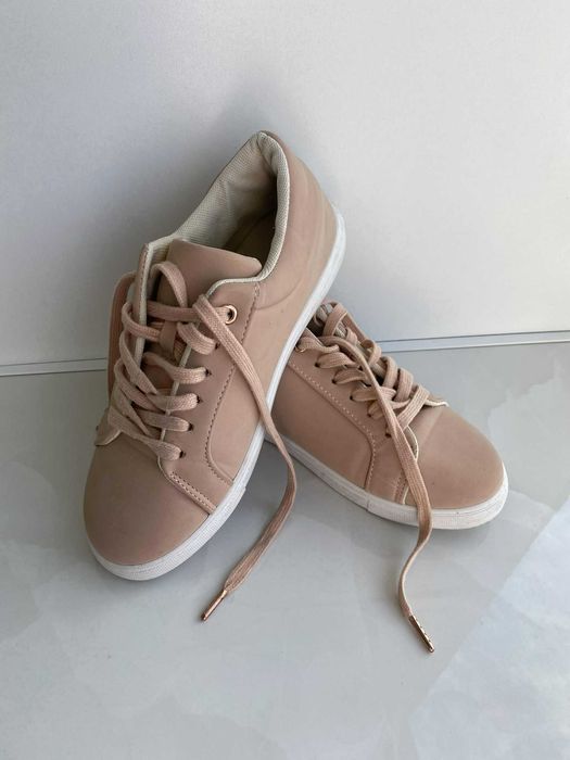 Tenisówki trampki Buty sportowe damskie beżowe 38