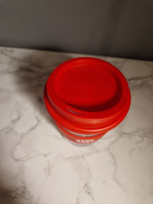 Plastikowy kubek podróżny 300ml