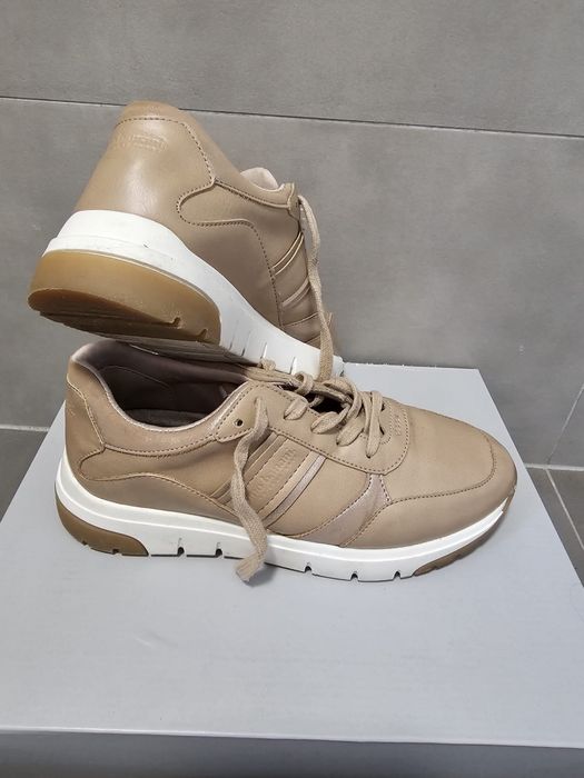 Buty sportowe rozmiar 37 Bruno Banani