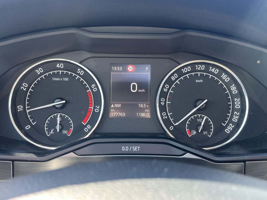 Skoda Superb 1.8 benzyna 2016 rok AUTOMAT