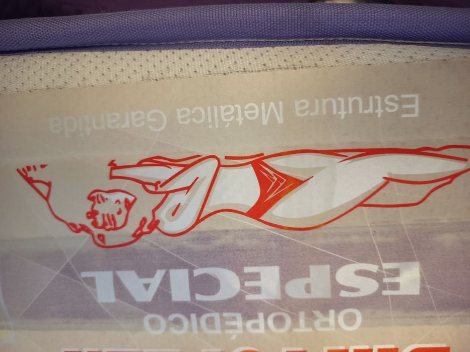 Cama de casal + colchão