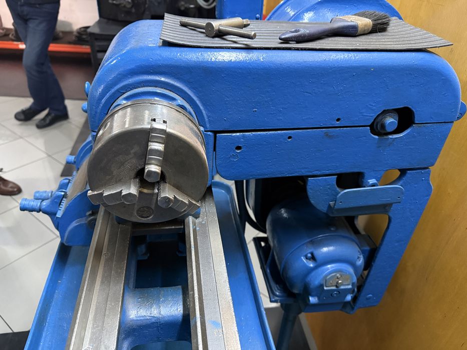 Torno Mecânico para venda em bom estado