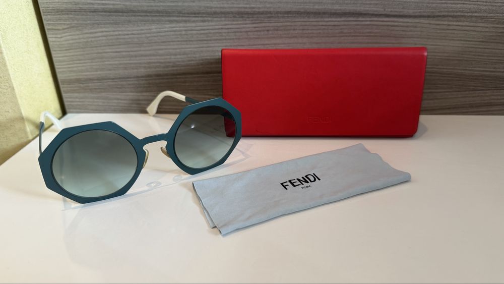 Стильні окуляри Fendi зелені
