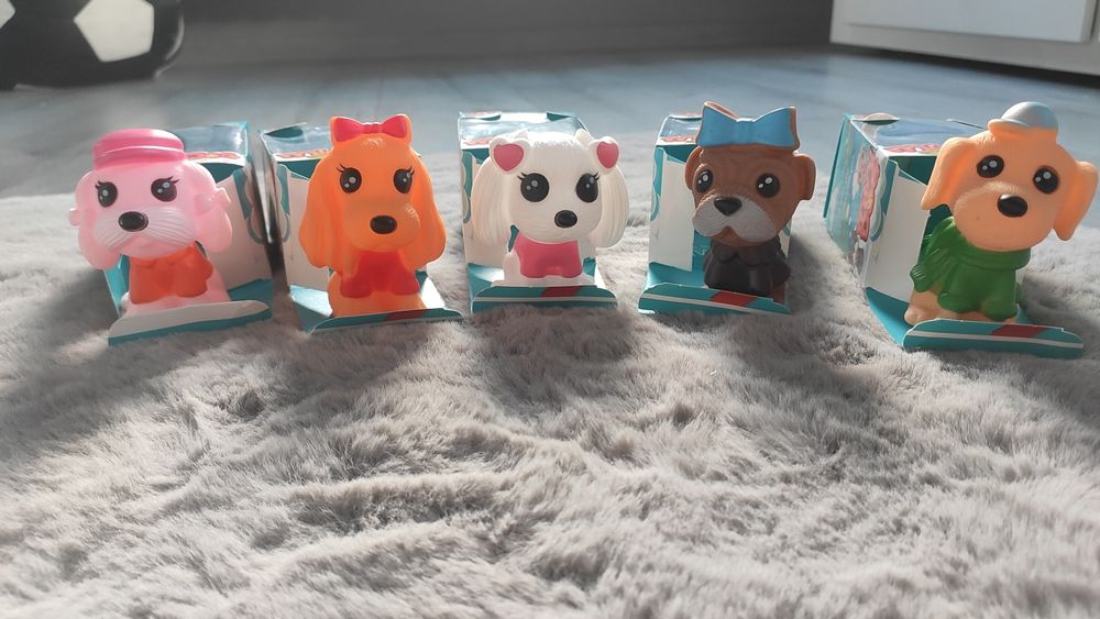 Zabawkowe pieski mini dog