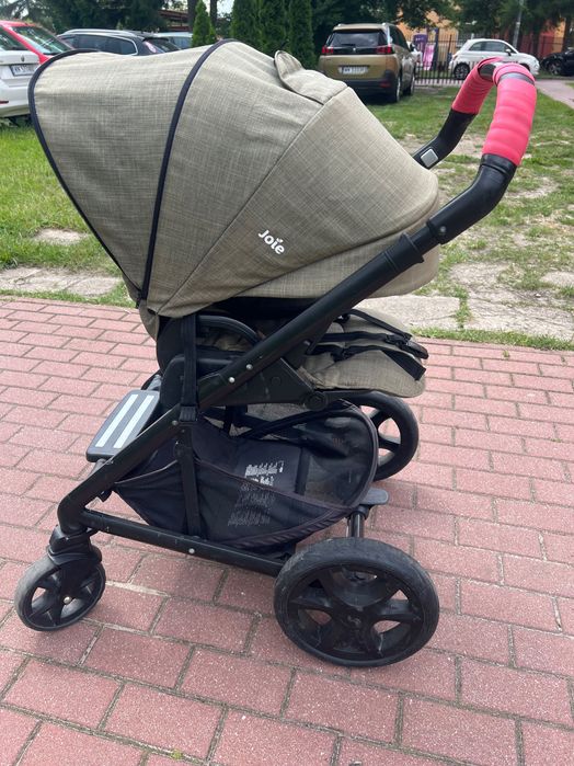 Wózek Joie obrotowy wraz z gondolą