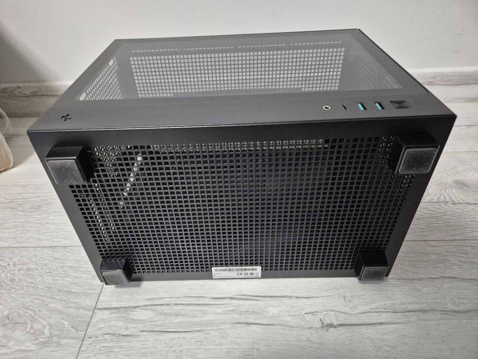 mini-ITX корпус DeepCool CH160 Mesh з ручкою