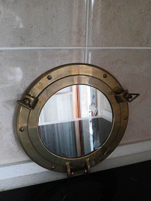 Vigia espelho de navio