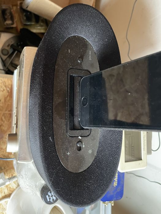 Stacja dokująca do iPhone’a Philips super dźwięk polecam