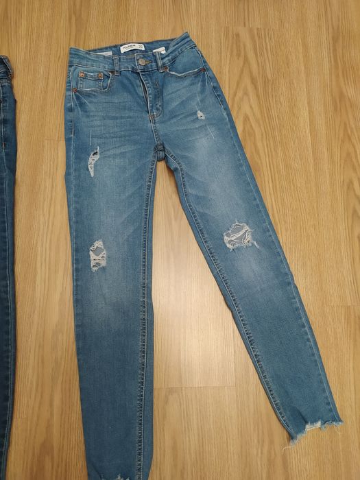 Calças de ganga Pull&Bear, tamanho 32 (+/- 12 anos)