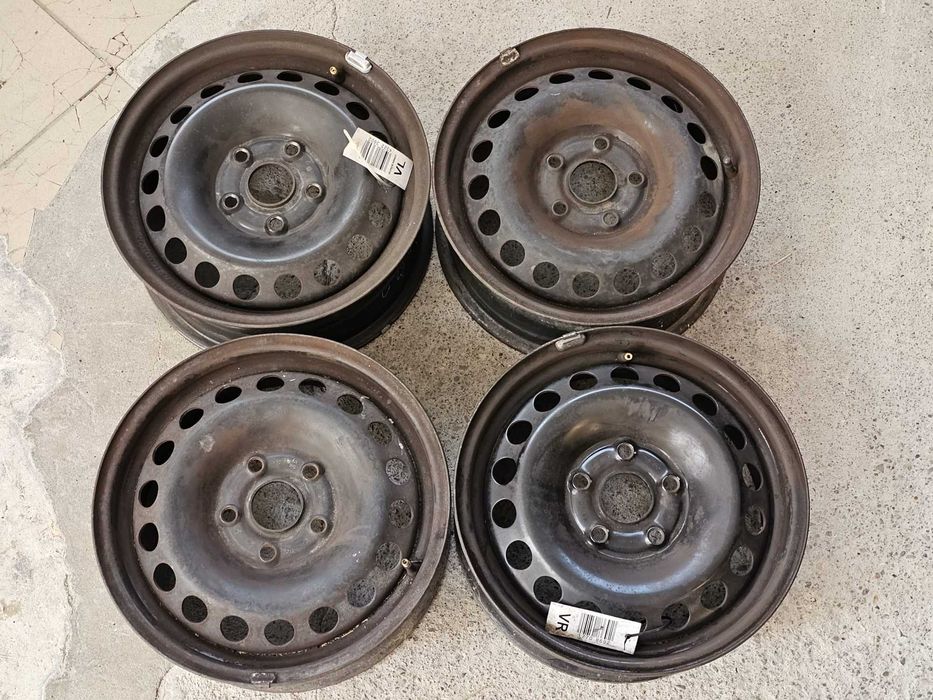 Felgi stalowe 5x112 15 ET47 VW Golf Jetta Touran Caddy Skoda Octavia