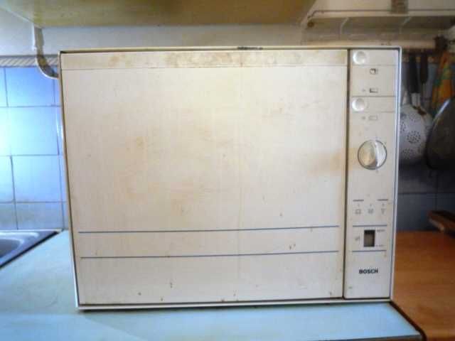 Посудомоечная машина BOSCH SKT 3002 EU в хорошем состоянии.