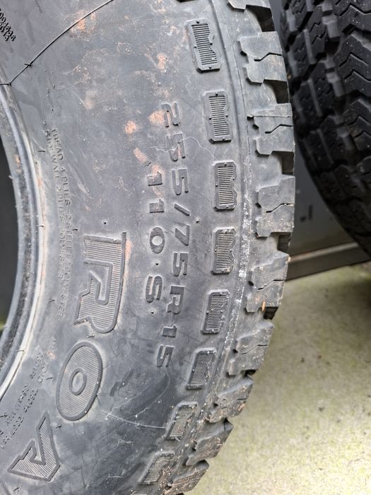 Pneus Kumho 255/75/R15