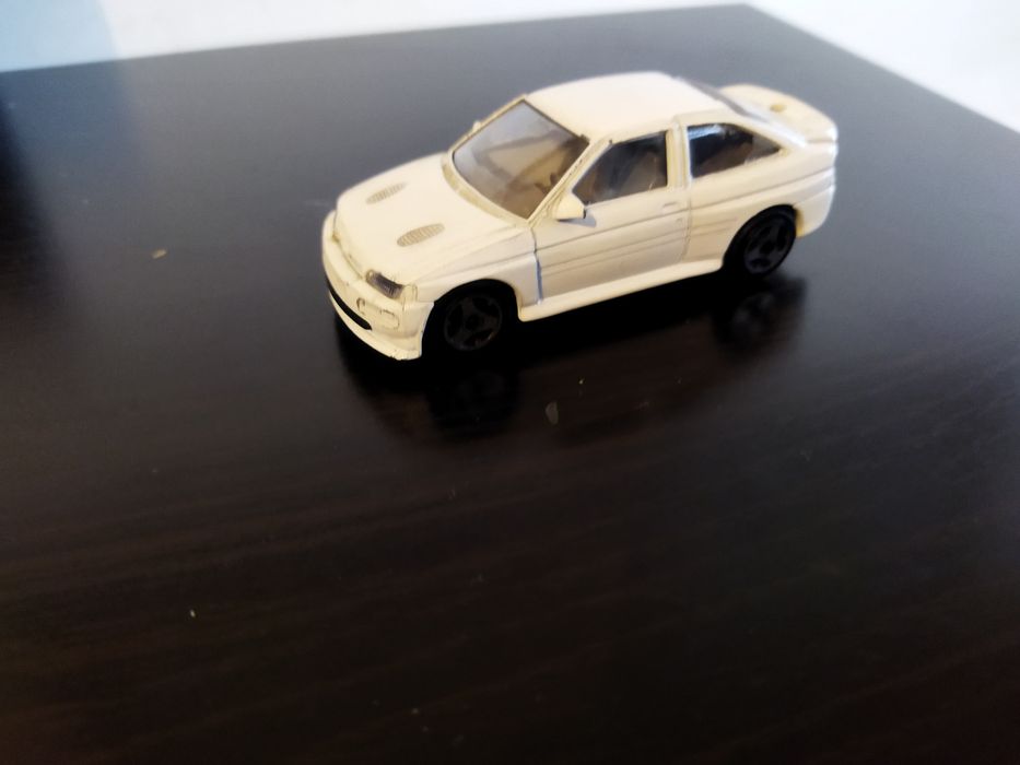 Miniatura Ford Escort RS 1/43 burago
