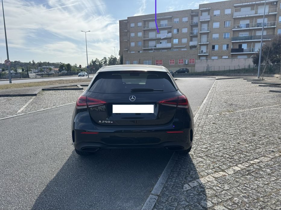 Mercedes A250e AMG Pack Night