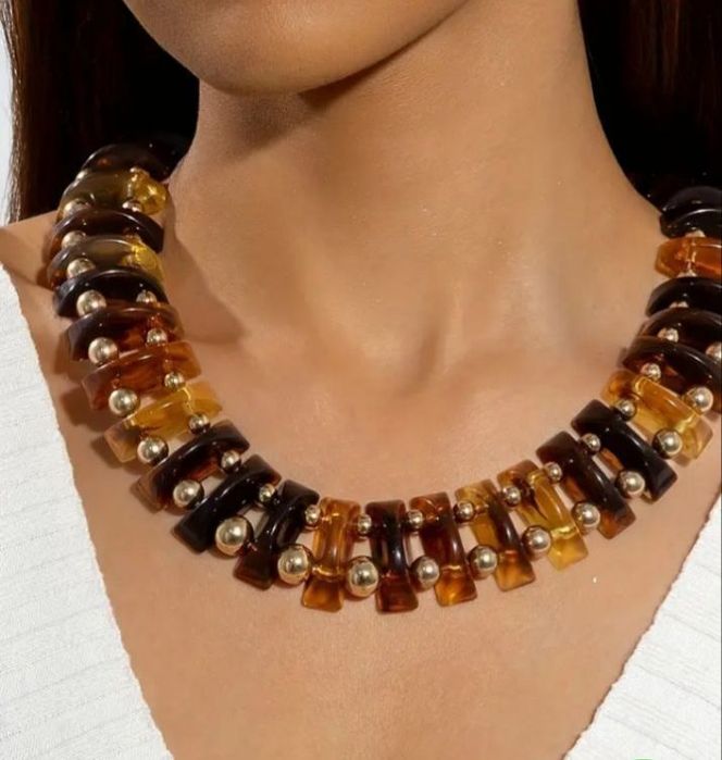 Элегантные  винтажные украшения. Натуральный  янтарь