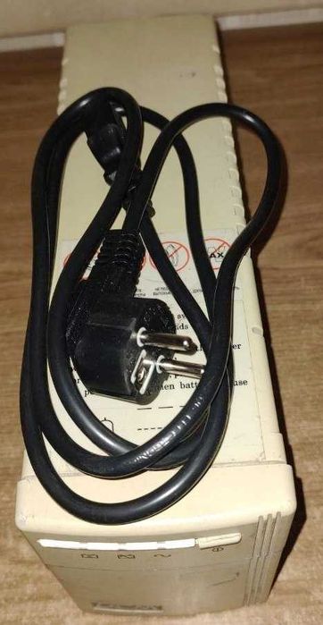 Джерело безперебійного живлення Powercom KIN-525A