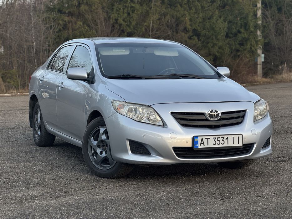 Автомобіль в доброму стані, сів і поїхав, новий акумулятор, в подарунок комплект літньої резини на дисках, з документами порядок, телефонуйте домовимся