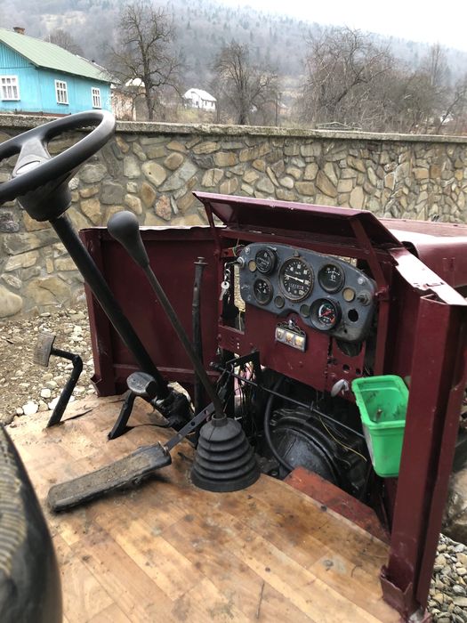 Продам Трактор Чортольот