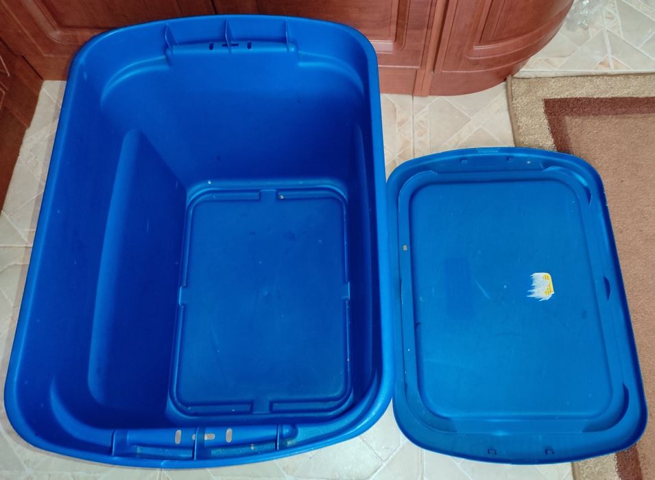 Контейнер для зберігання 70л Sterilite