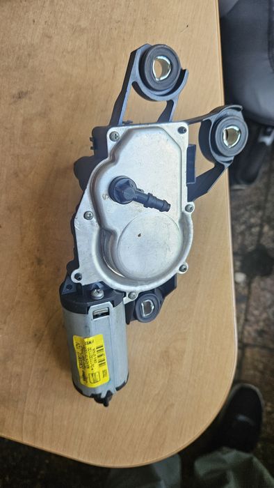 Продам моторчик двірника