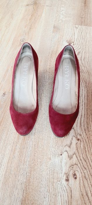 Używane czółenka koturny 37 24 cm