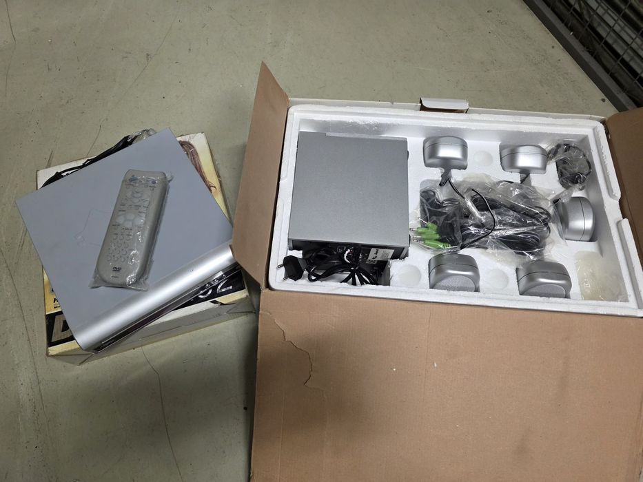 Kino domowe Manta MM1000 5.1 + Odtwarzacz DVD Basic 2 MP3/JPG+Pilot