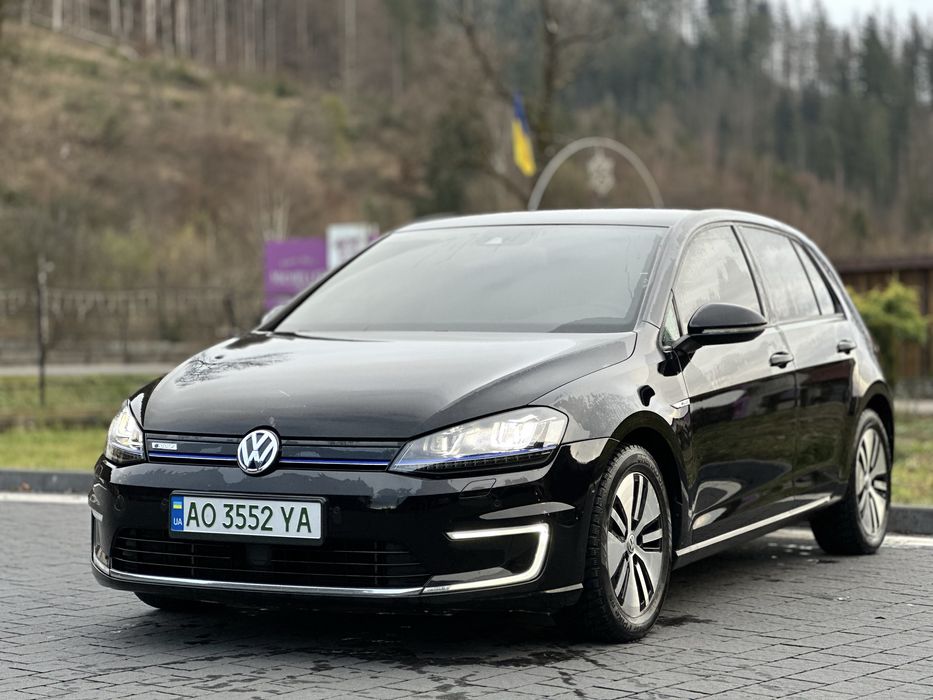 Volkswagen E-Golf 2016