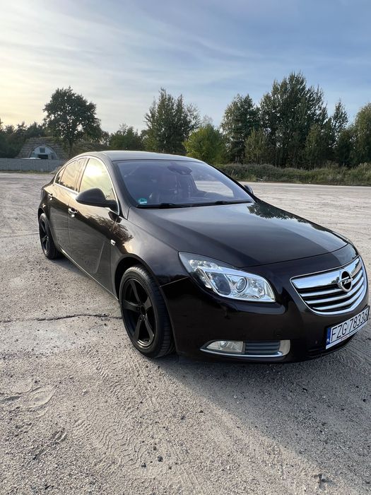 Samochód opel insignia