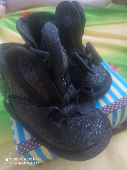 Чобітки чорні  модні