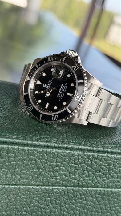 Rolex Submariner Date 16610