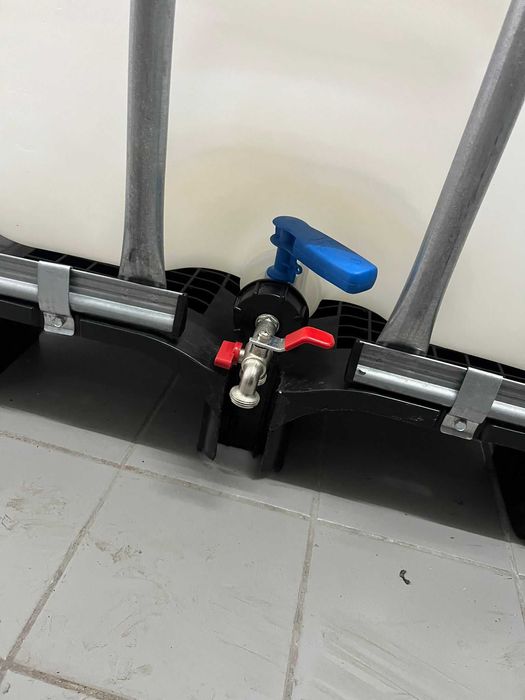 Tanque IBC 300 litros