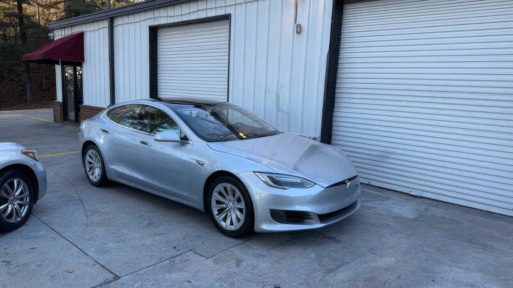 Tesla Model S 75      2017