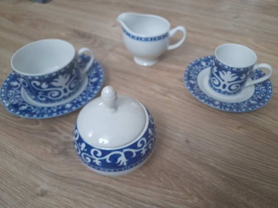 Serwis obiadowo kawowy