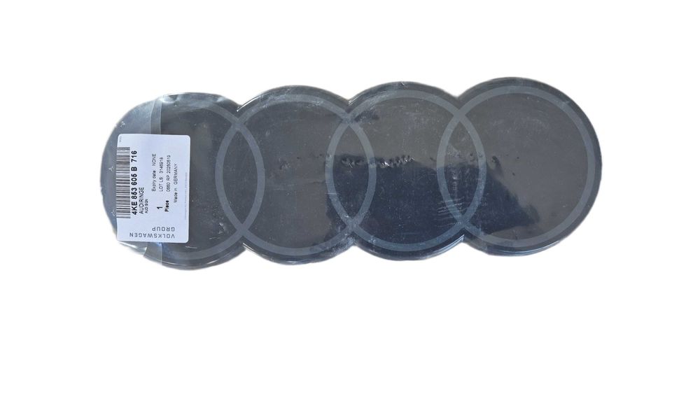 Emblemat Znaczek Logo AUDI Atrapy GRILLA Q8 E-Tron CZARNY OE 4KE ASO