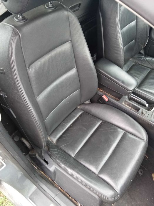 Audi A4 B7  zderzak tył LY7G