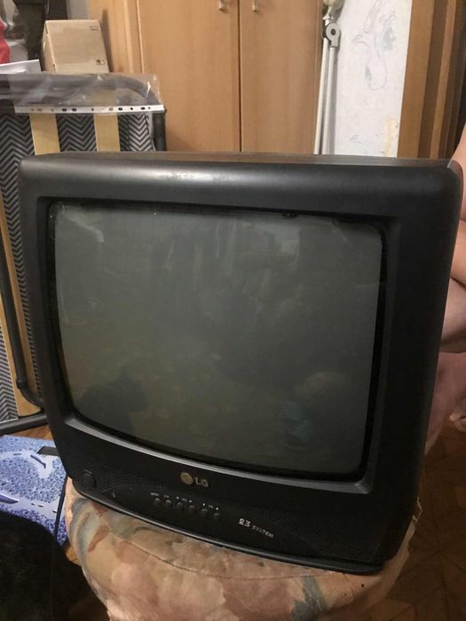 Небольшой  телевизор LG Asa