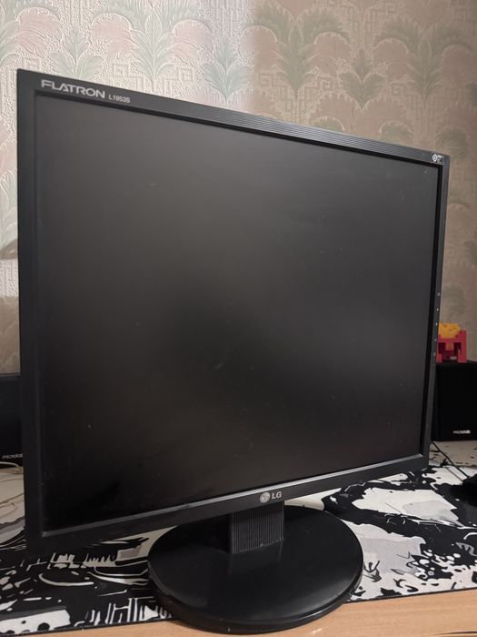 Продам монітор 19 дюймів 1280х1024 75Hz