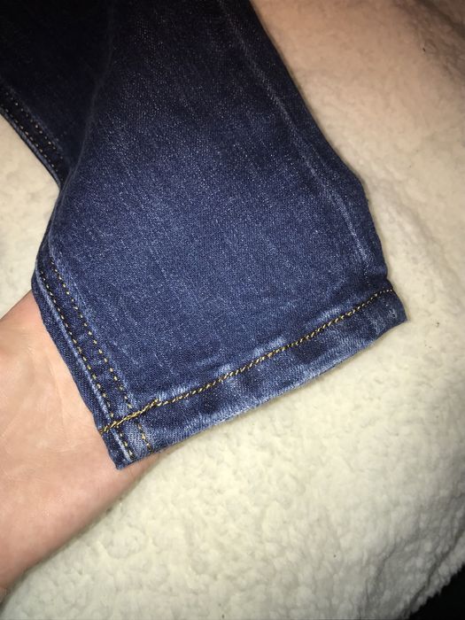 Жіночі джинси