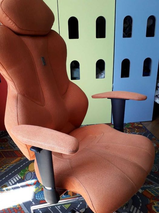 Эргономичное кресло Kulik System Royal оранжевое. Самовывоз
