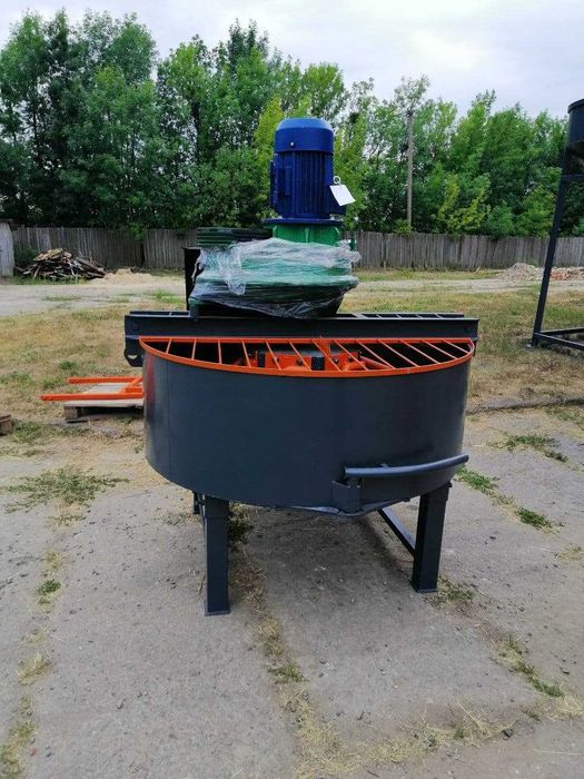 Бетонозмішувач, розчинозмішувач, смеситель, бетономешалка