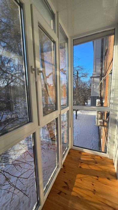 У продажу 2-кімнатна квартира-студія