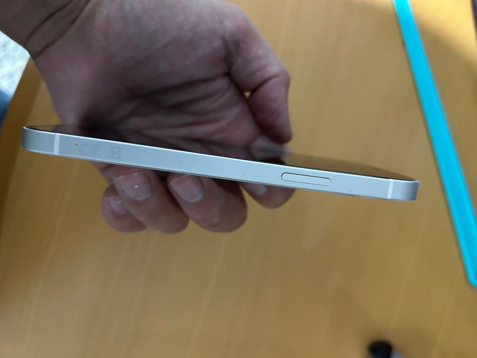 iPhone 12 com 128gb